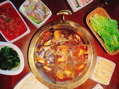 -巴邑火锅·夜宵(港隆广场店)