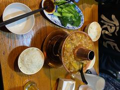 -蜗牛小馆醉乡民谣云南菜(惠新西里店)