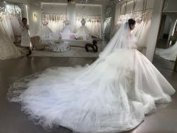 -艾米丽婚纱礼服