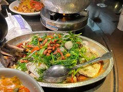 -大头虾越式风味餐厅(光明广场店)