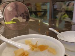 -粤轩楼广式特色餐厅(青岛路店)