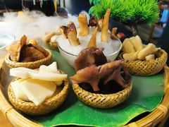 -菌彩云南野生菌火锅(呈贡七彩云南第壹城店)