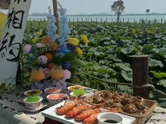 -七的湖·晚芳亭·阳澄湖农家菜·大闸蟹(莲花岛店)