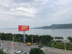 -汕尾市人民医院