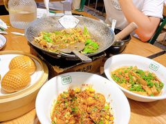 -费大厨辣椒炒肉(万家丽一店)
