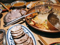 -洱火云南酸菜牛肉火锅(石景山当代商城店)