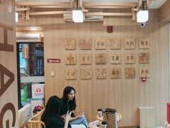 -霸王茶姬(南强街店)