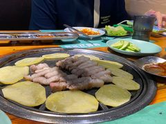 -唯成•韩国炭火烤肉 유성고기