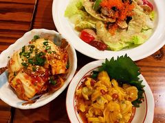 牛油果色拉-鳥炭·烧鸟YaKiToRi深夜食堂(陆家嘴店)