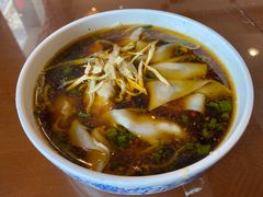 三鲜馄饨红汤辣-王興記(中山路店)