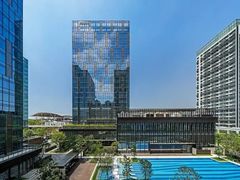 -深圳国际会展中心希尔顿酒店(前海华发冰雪世界店)
