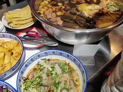 -王胖儿甏肉干饭(总店)