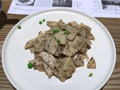 黑松露炒笋-小大董·烤鸭(凤凰汇店)