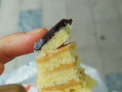 -上海哈尔滨食品厂(淮海中路店)