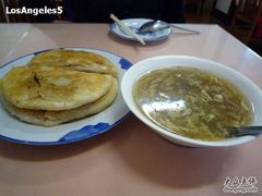 饼&nbsp;与汤-李连贵熏肉大饼(沈阳站店)