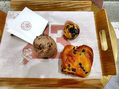 牛奶红豆面包-丁香西饼屋(桂林路店)