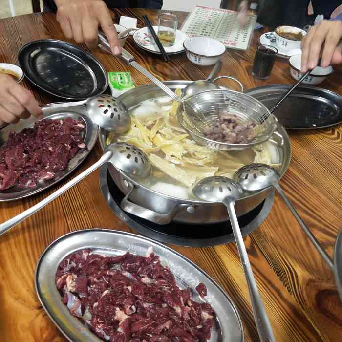 蚬岗新鲜牛肉档(河西分店)-"地址在河西路口附近,很好找,就是停车有点