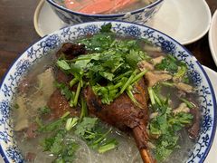 -叶新小吃店(来凤小区总店)