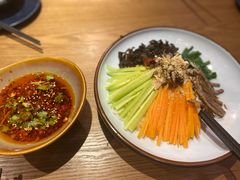 招牌凉米线-麦麦山云南菜(复地活力城店)