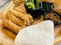 故乡风情-丁里羊肉小镇(天鹅湖总店)