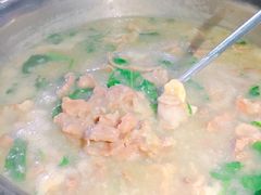 -标记美食新鲜猪杂(兴南大道店)