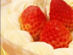 春樱草莓蛋糕-星巴克(珠海印象城店)