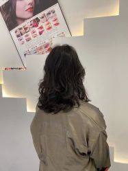 -妞妞麻吉美发沙龙
