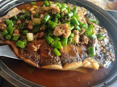 -辣尚瘾·烤鱼·新川菜(交大直营店)