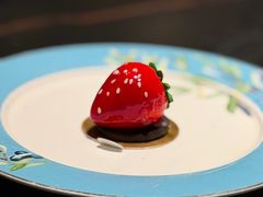 -雍容荟帝王蟹活龙虾展台自助(IFS黑金店)