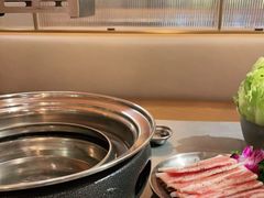 -围炉肉舍•炭烤活鳗•丹东海鲜烤肉(步行街店)