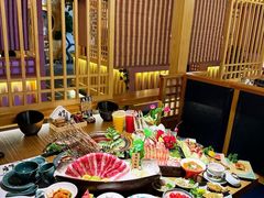 -雍容荟帝王蟹活龙虾展台自助(IFS黑金店)