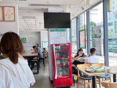 -老乡鸡(武汉中南梅苑小区地铁站店)