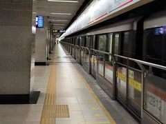 -锦江乐园(地铁站)