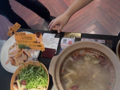 -蝴蝶里·粤菜·点心(滨江龙湖店)