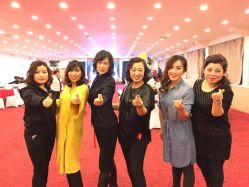 -贺贺新娘造型婚纱店