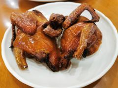 招牌妙龄鸽-煲煲掂风味煲仔饭餐厅(西区店)