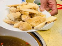 -东巴谷野生菌火锅餐厅