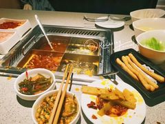 -海底捞火锅鲜切牛肉主题店(长寿路店)