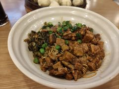 -佬钱湾仔(衣裳街店)