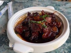 -头上红煨盐鸡·非遗院子餐厅