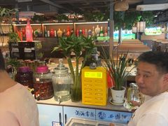 -乡土黄·鲜牛肉火锅·小龙虾(兴业街店)