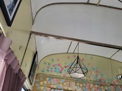 -百里峡七彩艺术小镇