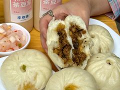 -李与白包子铺(桐梓林店)
