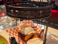 秘制脆皮乳鸽-避风塘(宝山万达店)