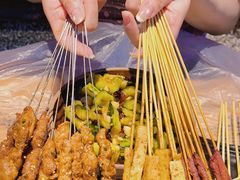 -老街烧烤大排档·地道湖北菜·龙虾馆(汉口火车站店)