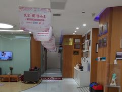 -雅悦齿科(顾村公园店)