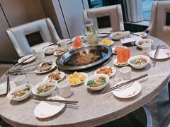 -忘情水鱼头·鲜鱼火锅(滨江中路店)