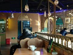 大堂-胖老汉椒麻鸡清真新疆菜(西御街店)