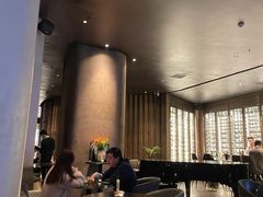 -wineapp葡萄酒餐吧(外滩金融中心店)