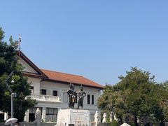 -三王纪念碑